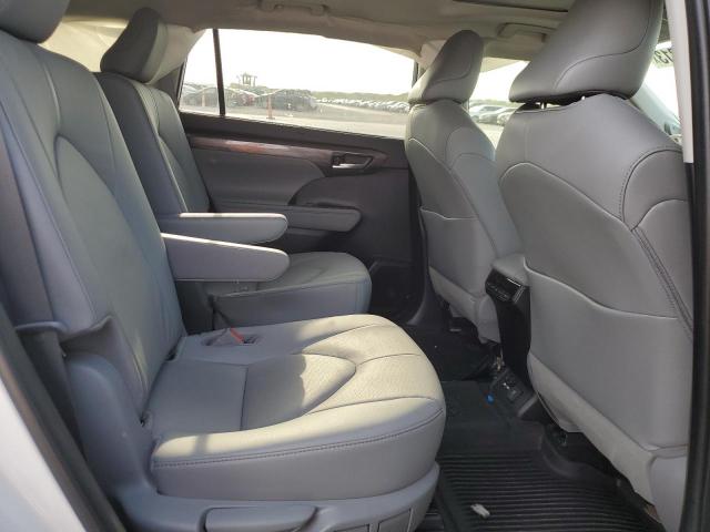 Photo 11 from auction – 2021 TOYOTA HIGHLANDER with VIN 5TDYZRAH3MS515949