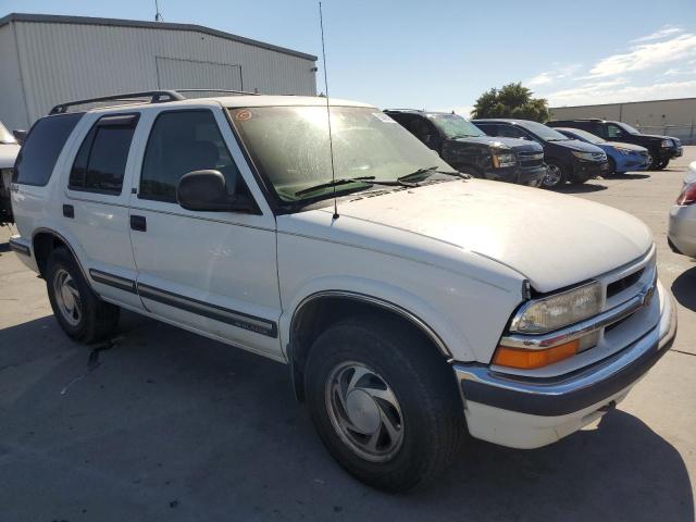 Photo 4 from auction – 1998 CHEVROLET BLAZER with VIN 1GNDT13W6W2129640