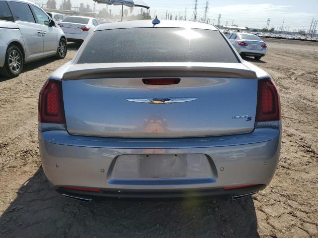 Photo 6 from auction – 2018 CHRYSLER 300 S with VIN 2C3CCABG2JH261765