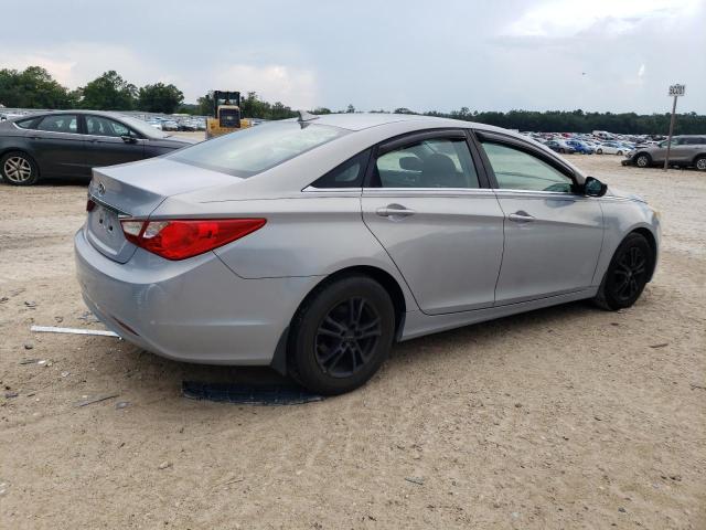 Photo 3 from auction – 2011 HYUNDAI SONATA GLS with VIN 5NPEB4AC7BH106712