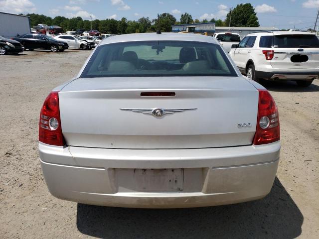 Photo 6 from auction – 2008 CHRYSLER 300 LX with VIN 2C3LA43R28H250394