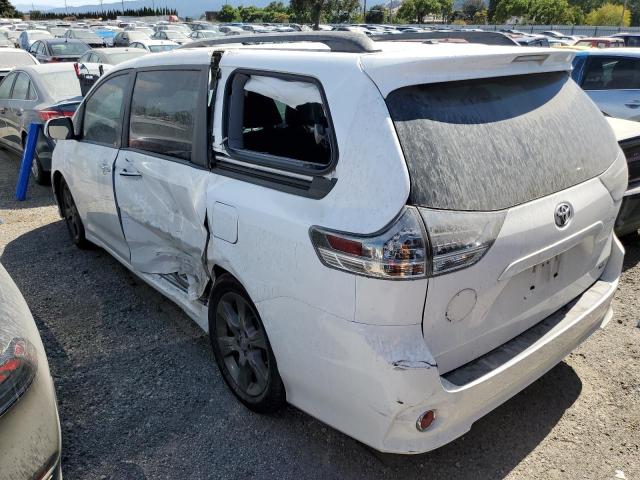 Photo 2 from auction – 2016 TOYOTA SIENNA SE with VIN 5TDXK3DC3GS729664