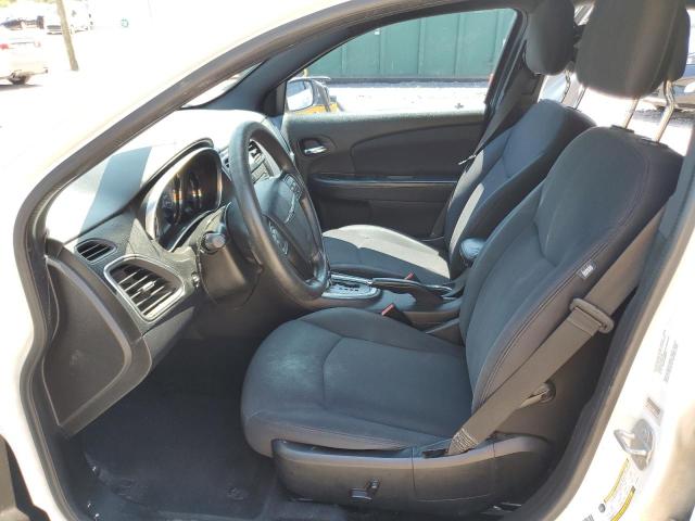 Photo 7 from auction – 2014 CHRYSLER 200 LX with VIN 1C3CCBAG5EN195037
