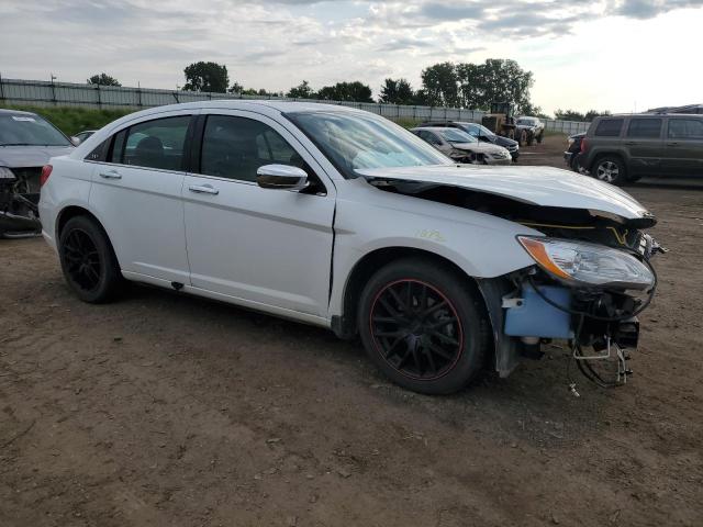 Photo 4 from auction – 2011 CHRYSLER 200 LIMITE with VIN 1C3BC2FG6BN571390