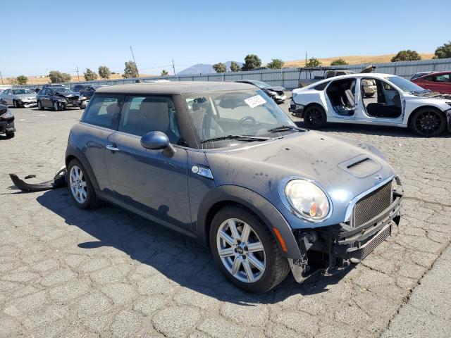Photo 4 from auction – 2011 MINI COOPER S with VIN WMWSV3C59BTY22667