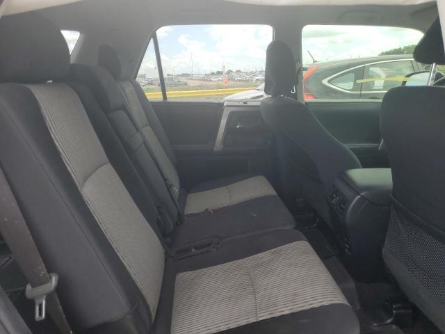 Photo 11 from auction – 2018 TOYOTA 4RUNNER SR with VIN JTEZU5JR4J5184865