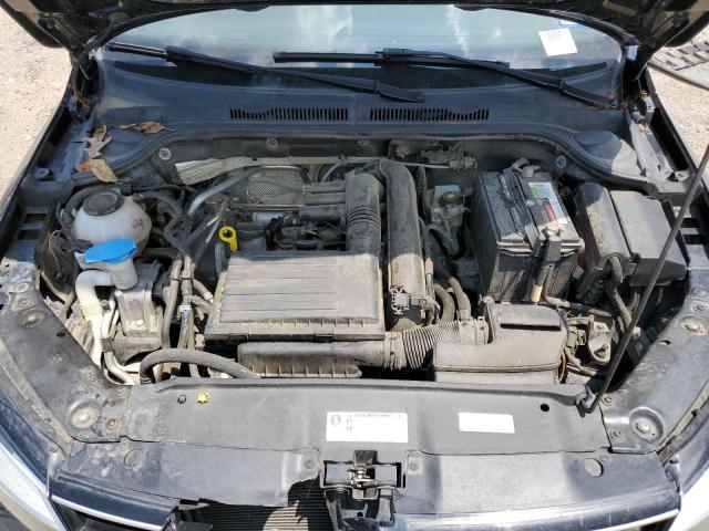 Photo 11 from auction – 2018 VOLKSWAGEN JETTA S with VIN 3VW2B7AJ3JM234549
