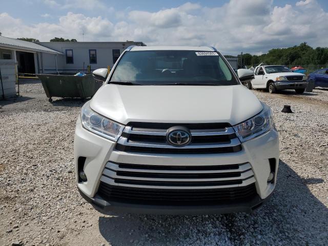 Photo 5 from auction – 2017 TOYOTA HIGHLANDER with VIN 5TDKZRFH8HS517944