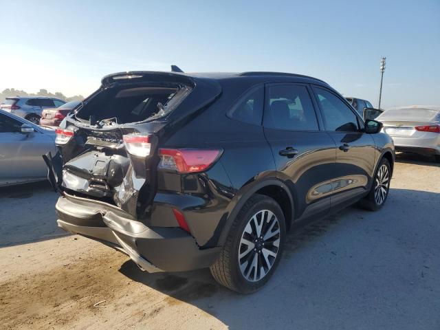 Photo 3 from auction – 2020 FORD ESCAPE SE with VIN 1FMCU0BZ4LUC50105