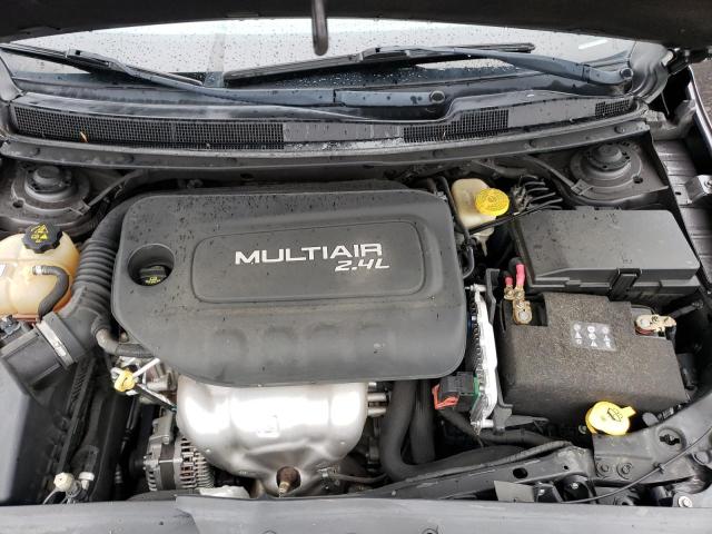 Photo 11 from auction – 2015 CHRYSLER 200 LIMITE with VIN 1C3CCCAB2FN588912
