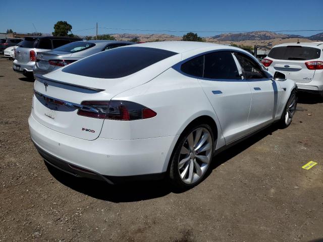 Снимка 3 от търг – 2015 TESLA MODEL S с VIN 5YJSA1E44FF113841