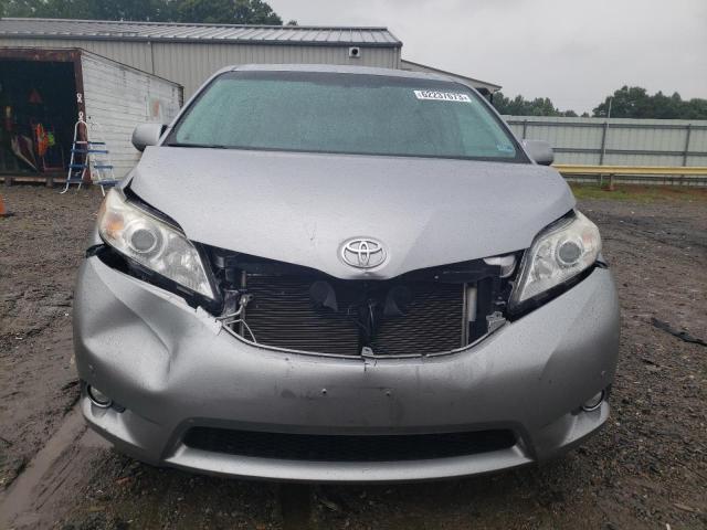 Photo 5 from auction – 2011 TOYOTA SIENNA LIM with VIN 5TDYK3DC3BS010525