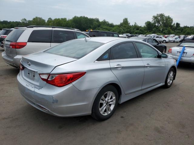 Photo 3 from auction – 2014 HYUNDAI SONATA GLS with VIN 5NPEB4AC2EH868740