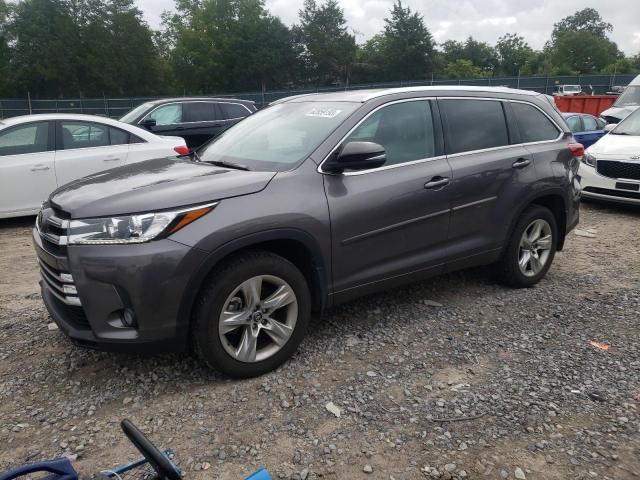 TOYOTA HIGHLANDER 2018 with VIN 5TDDZRFH7JS498771 - Photo from auction