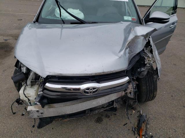 Photo 12 from auction – 2016 TOYOTA HIGHLANDER with VIN 5TDBKRFH3GS253633