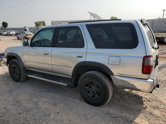 Photo 2 from auction – 2000 TOYOTA 4RUNNER SR with VIN JT3GN86R6Y0174255