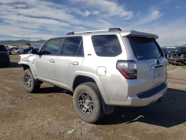 Photo 2 from auction – 2020 TOYOTA 4RUNNER SR with VIN JTEBU5JRXL5744831