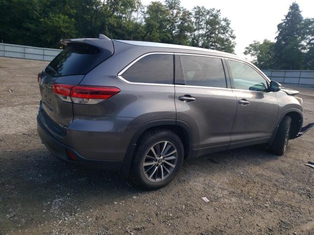 Photo 3 from auction – 2019 TOYOTA HIGHLANDER with VIN 5TDJZRFH2KS564549