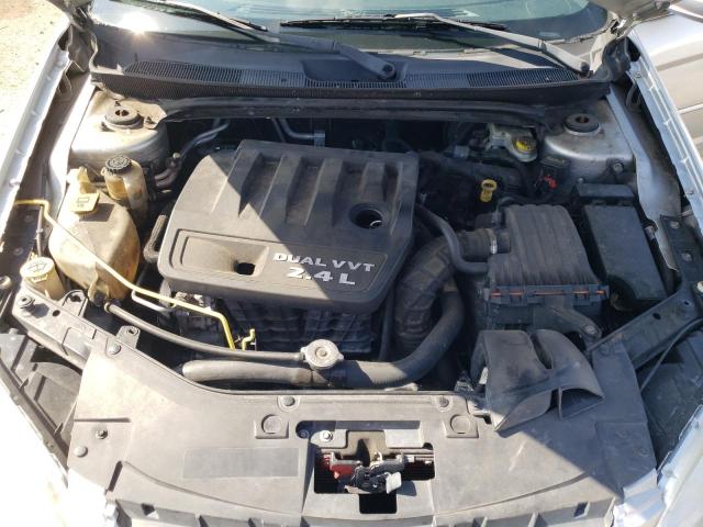 Снимка 11 от търг – 2012 CHRYSLER 200 LX с VIN 1C3CCBAB7CN191833