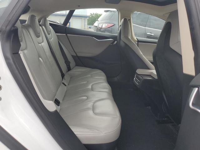 Photo 10 from auction – 2013 TESLA MODEL S with VIN 5YJSA1CNXDFP20674