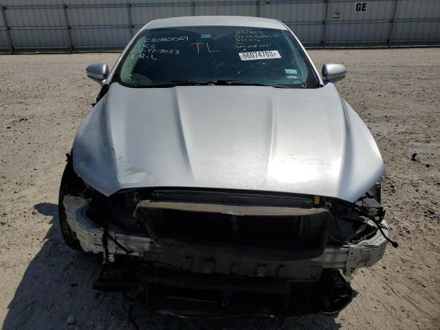 Photo 5 from auction – 2017 FORD FUSION SE with VIN 3FA6P0HD1HR274838