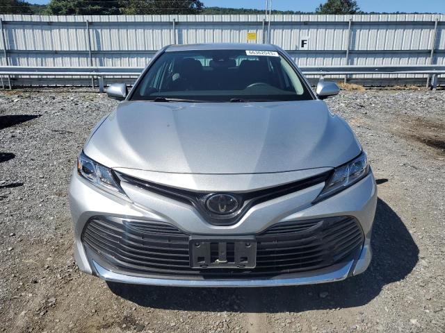 Photo 5 from auction – 2019 TOYOTA CAMRY L with VIN 4T1B11HK2KU246346