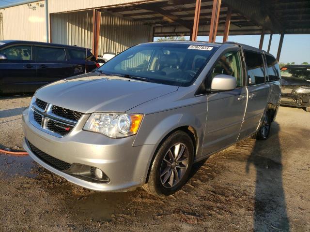 DODGE GRAND CARA 2017 z numerem VIN 2C4RDGCG0HR841895 - Zdjęcie z aukcji