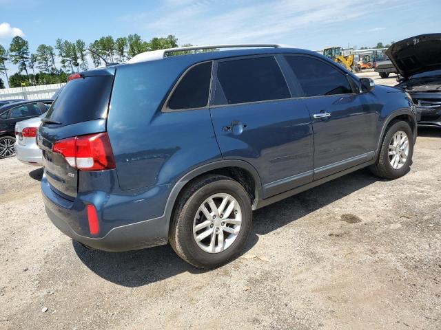 Photo 3 from auction – 2014 KIA SORENTO LX with VIN 5XYKT3A61EG520102