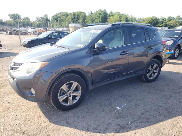 TOYOTA RAV4 XLE 2015 with VIN JTMRFREV5FD108999 - Photo from auction