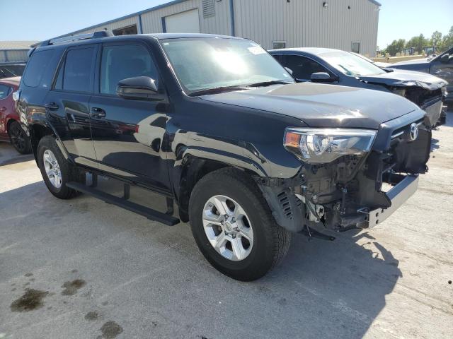 Photo 4 from auction – 2020 TOYOTA 4RUNNER SR with VIN JTEZU5JR5L5213907