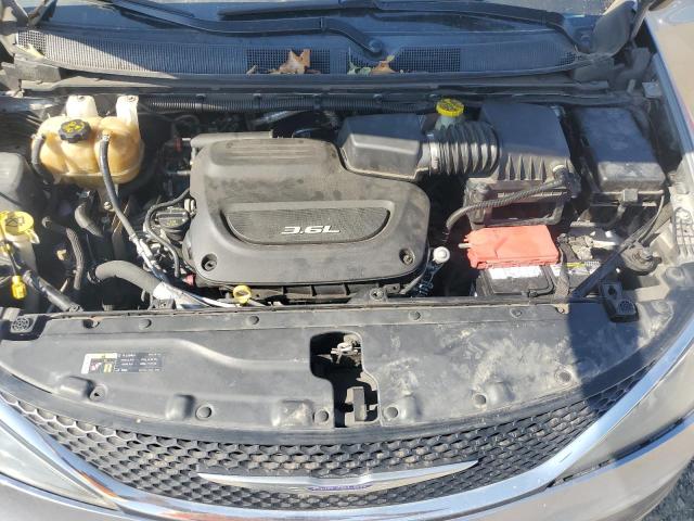 Photo 11 from auction – 2017 CHRYSLER PACIFICA T with VIN 2C4RC1DG1HR588245