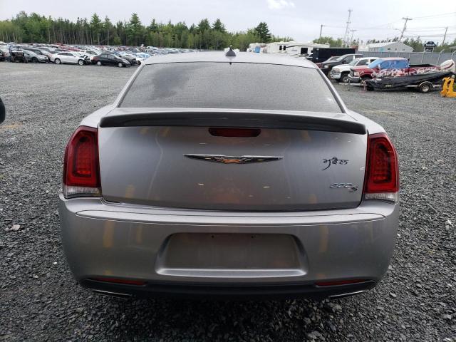Photo 6 from auction – 2018 CHRYSLER 300 S with VIN 2C3CCABG4JH198717