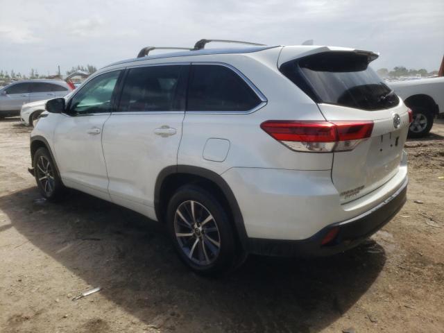 Photo 2 from auction – 2018 TOYOTA HIGHLANDER with VIN 5TDKZRFH2JS544711