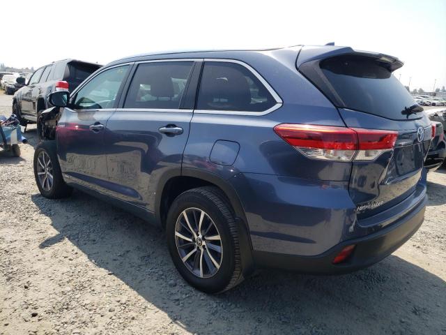 Photo 2 from auction – 2018 TOYOTA HIGHLANDER with VIN 5TDJGRFH3JS043084