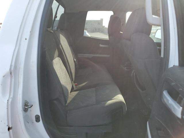 Photo 10 from auction – 2015 TOYOTA TUNDRA DOU with VIN 5TFRY5F16FX177696