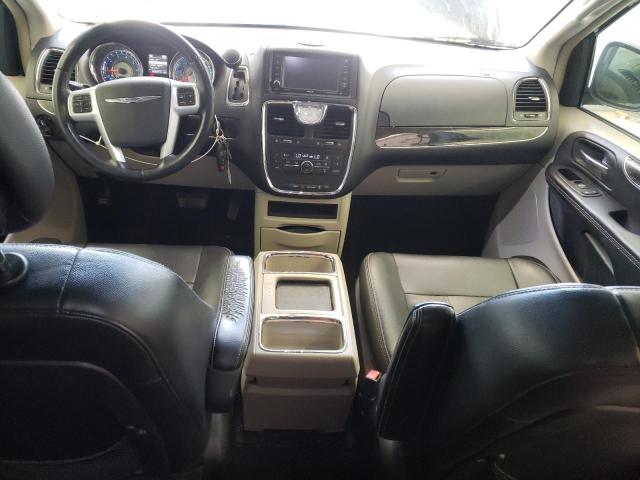 Photo 8 from auction – 2015 CHRYSLER TOWN & COU with VIN 2C4RC1BG9FR715369