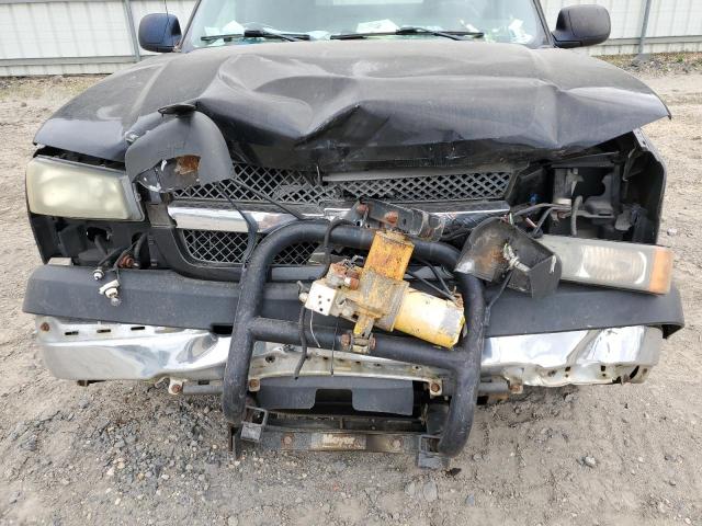 Photo 11 from auction – 2003 CHEVROLET SILVERADO with VIN 1GBHK24UX3E275859