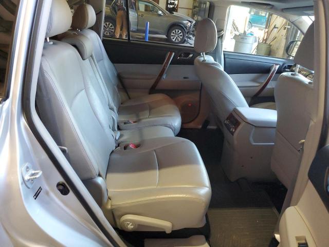Photo 11 from auction – 2011 TOYOTA HIGHLANDER with VIN JTEDC3EH8B2002977