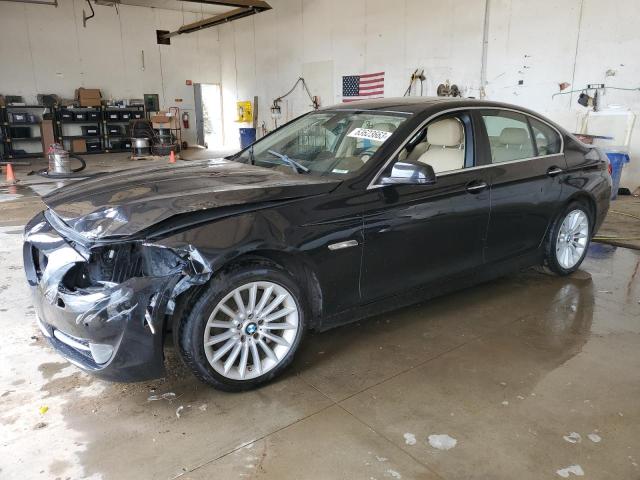 BMW 535 XI 2013 مع رقم تعريف المركبة WBAFU7C57DDU75669 - صورة من المزاد