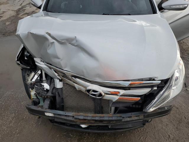 Photo 11 from auction – 2011 HYUNDAI SONATA SE with VIN 5NPEC4AB8BH277845