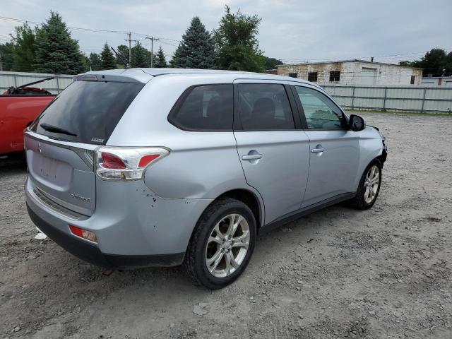 Zdjęcie 3 z aukcji – 2014 MITSUBISHI OUTLANDER z VIN JA4AZ3A39EZ010897