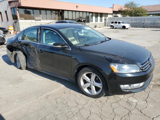 Photo 4 from auction – 2015 VOLKSWAGEN PASSAT S with VIN 1VWAS7A35FC100230