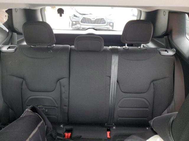 Photo 10 from auction – 2018 JEEP RENEGADE L with VIN ZACCJBBB1JPH24389