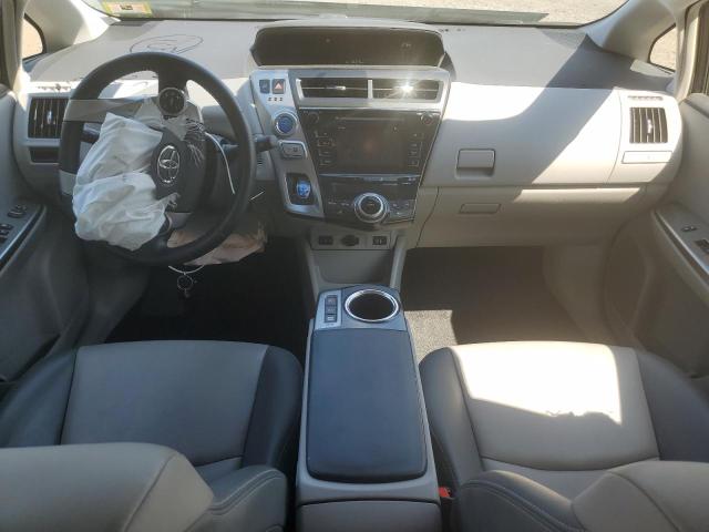 Photo 8 from auction – 2015 TOYOTA PRIUS V with VIN JTDZN3EU5FJ017496