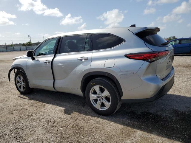 Photo 2 from auction – 2022 TOYOTA HIGHLANDER with VIN 5TDZZRAH6NS107631