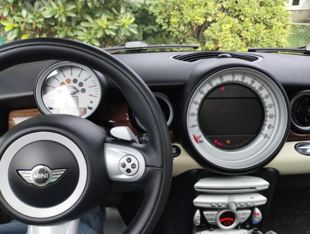 Photo 9 from auction – 2008 MINI COOPER CLU with VIN WMWML33518TN66693