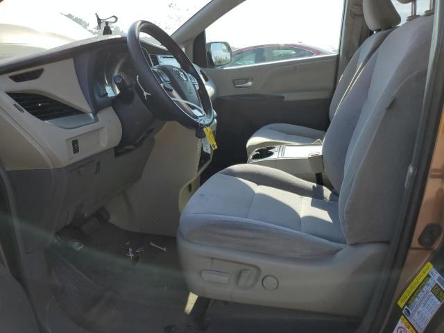 Photo 7 from auction – 2018 TOYOTA SIENNA LE with VIN 5TDKZ3DC9JS961005