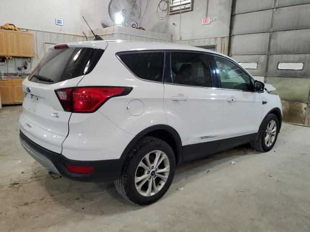 Photo 3 from auction – 2019 FORD ESCAPE SE with VIN 1FMCU9GD6KUB72295