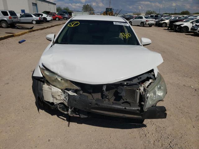 Photo 5 from auction – 2014 TOYOTA CAMRY L with VIN 4T4BF1FK4ER372190