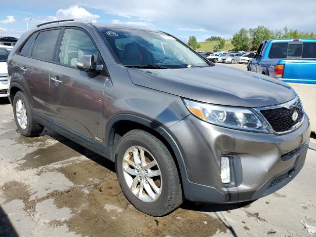 Photo 4 from auction – 2015 KIA SORENTO LX with VIN 5XYKTCA61FG653900